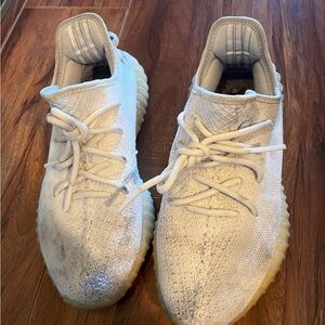 Yeezy boost 350 triple white